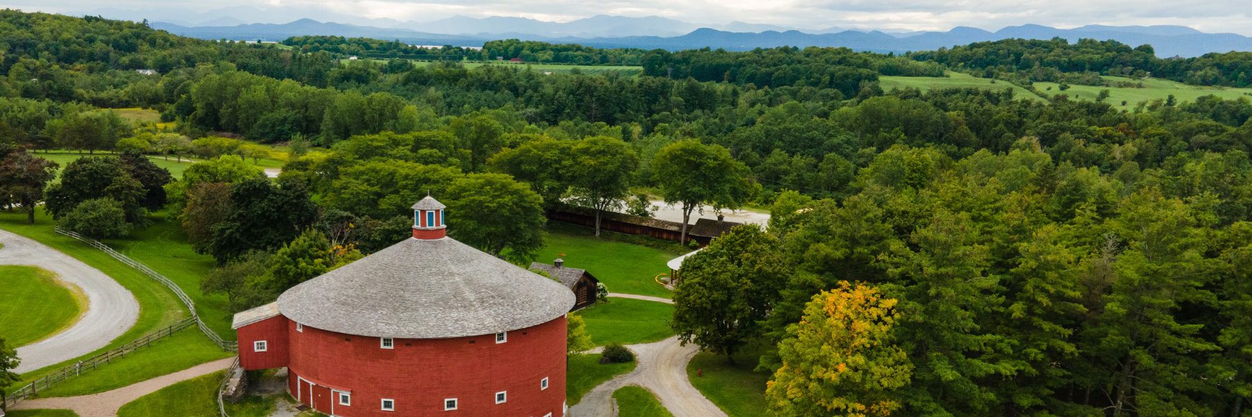 round barn-min